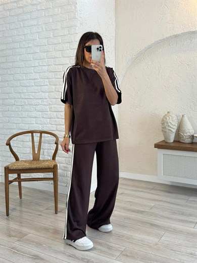 Bisiklet Yaka Çift Şeritli Modal Kumaş Takım Kahve