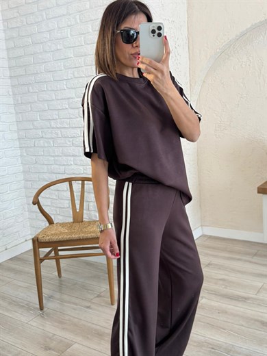 Bisiklet Yaka Çift Şeritli Modal Kumaş Takım Kahve