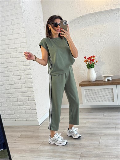 Bisiklet Yaka Kolsuz Yan Şeritli Modal Takım Haki