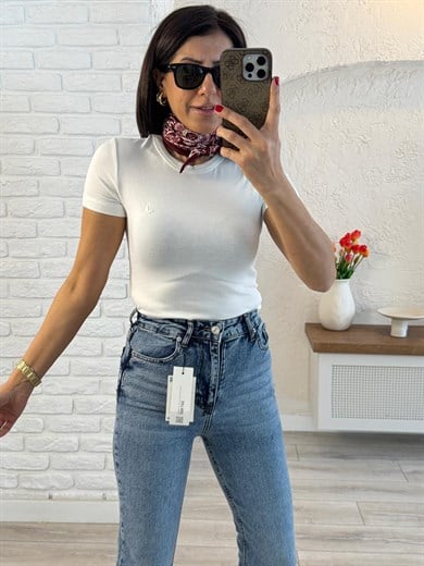 Bisiklet Yaka Kuş Nakışlı Pamuklu Badi Ekru