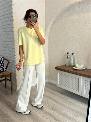 Bisiklet Yaka Modal Kumaş Tişört Sarı