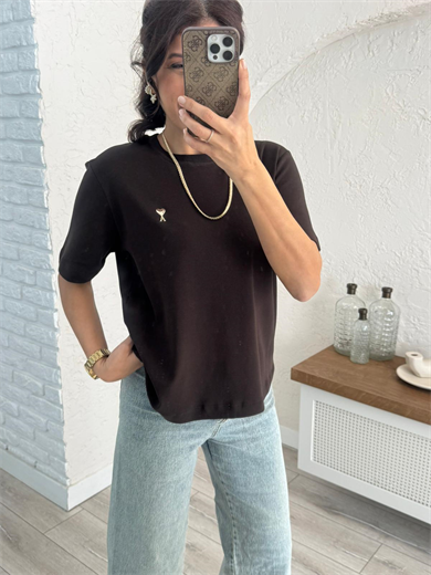 Bisiklet yaka Ön amblemli tshirt Kahve