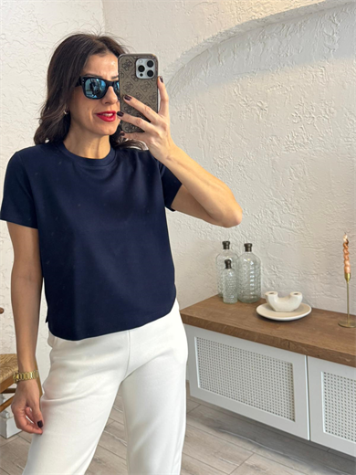 Bisiklet Yaka Yan Yırtmaçlı Crop Tshirt  Lacivert 