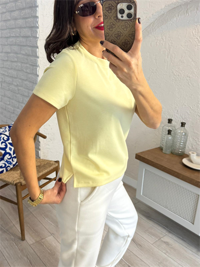 Bisiklet Yaka Yan Yırtmaçlı Crop Tshirt  Sarı