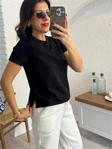 Bisiklet Yaka Yan Yırtmaçlı Crop Tshirt Siyah