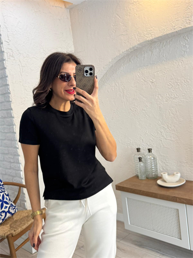 Bisiklet Yaka Yan Yırtmaçlı Crop Tshirt Siyah