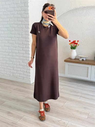 Bisiklet Yaka Yan Yırtmaçlı Modal Elbise Kahverengi