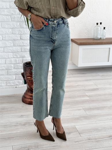 Boyfit Kesik Paça Tİnt Yeşili Jean