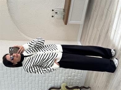 Çizgili  Düğmeli Triko Hırka 