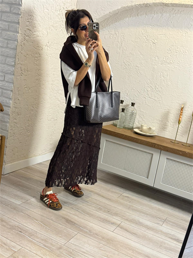 Dikiş Detaylı Volanlı Dantel Etek Kahve