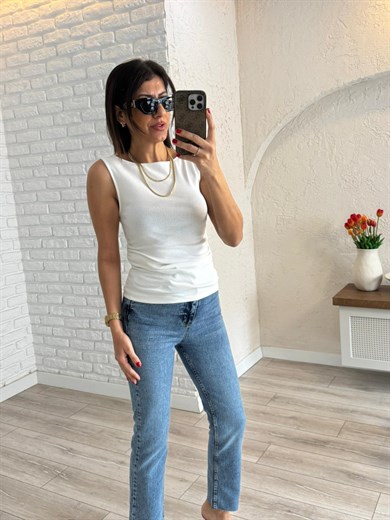 Dilvin Büzgülü Kayık Yaka Crop Top Ekru 