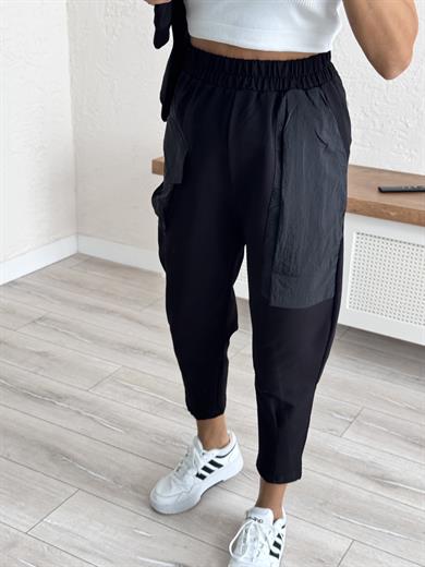 Havuç Kesim Paraşüt Cepli Pantolon Siyah