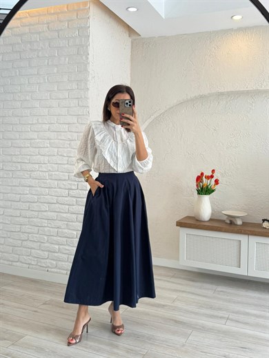 Kadın Ekru Fırfırlı Çizgili  Gömlek 