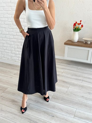 Kadın Pileli Siyah Midi Etek