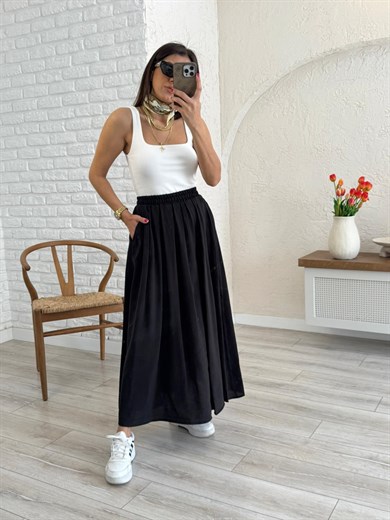 Kadın Yandan Cepli Pileli Etek Siyah