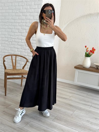 Kadın Yandan Cepli Pileli Etek Siyah