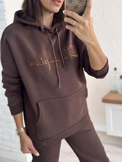 Kahverengi Champion Takım 