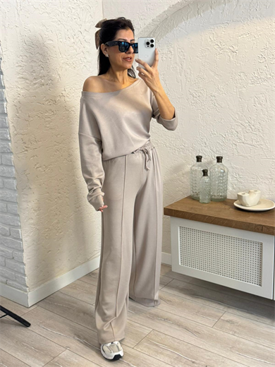 Kayık Yaka Çimalı Takım Bej