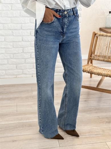 Kesik Paça Straght Jean 