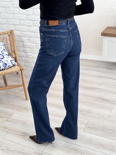 Kesik Paça Straght Jean Koyu Mavi