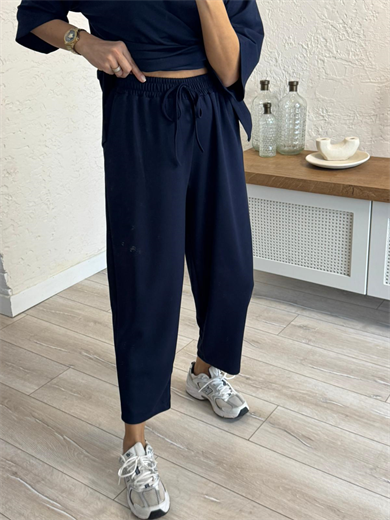 Kısa Kollu Yan Yırtmaçlı Şalvarlı Modal Takım  Lacivert