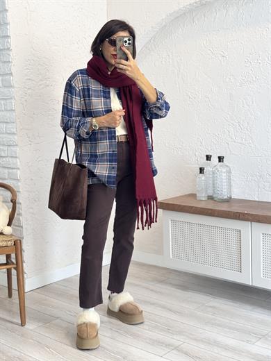 Koyu kahve kesik paça boyfit jean