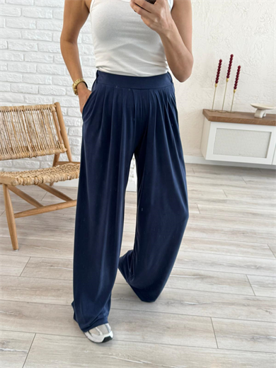 Modal Kumaş Pileli Geniş Paça Pantolon Eskitme Lacivert