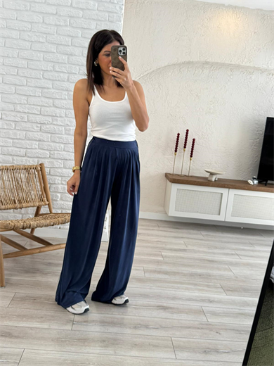 Modal Kumaş Pileli Geniş Paça Pantolon Eskitme Lacivert