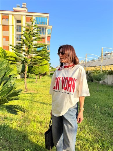 New York Baskılı Oversıze Tişört Ekru