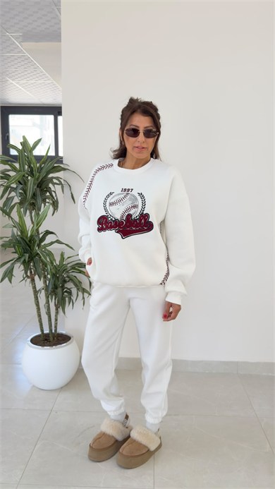 Ön Baskı Ve Nakışlı Üç İplik Şardonlu Sweat Ekru