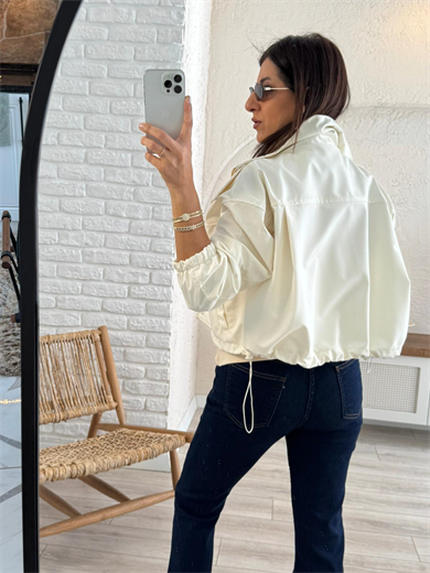 Ön Fermuarlı Çıtçıtlı Alt Lastik Detaylı Trenç Ekru