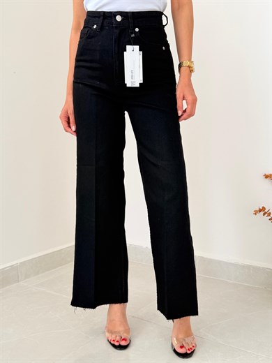 Önden Ütülü Paça Kesik Wide Leg Jean Siyah