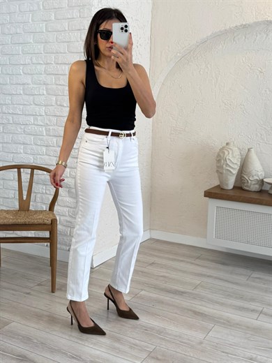 Premium Kalite Yüksek Bel Önden Ütülü Havuç Kesim Jean Beyaz