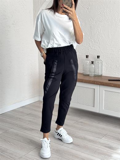 Sırt Düğmeli Tasarım Tshirt Ekru