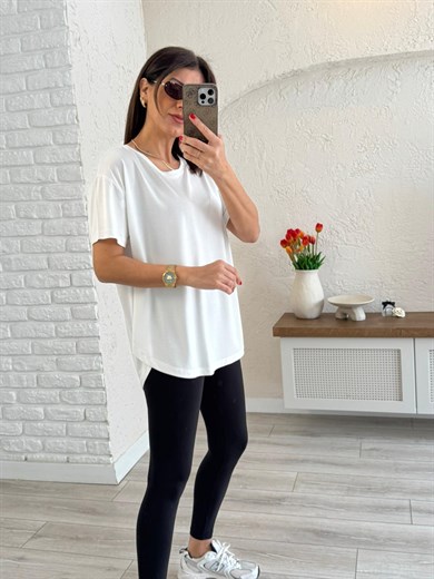 Sırt Pile Detaylı Basic Tişört  Ekru 