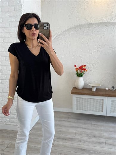 V yaka Yumuşak Doku Dökümlü Tişört  Siyah