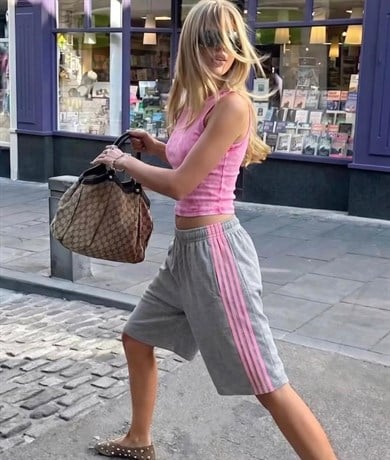 Yan Pembe Şeritli Baggy Şort Koyu Gri