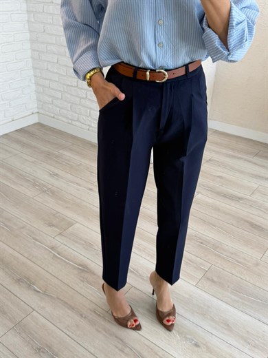 Yüksek Bel Kemerli Havuç Pantolon Lacivert