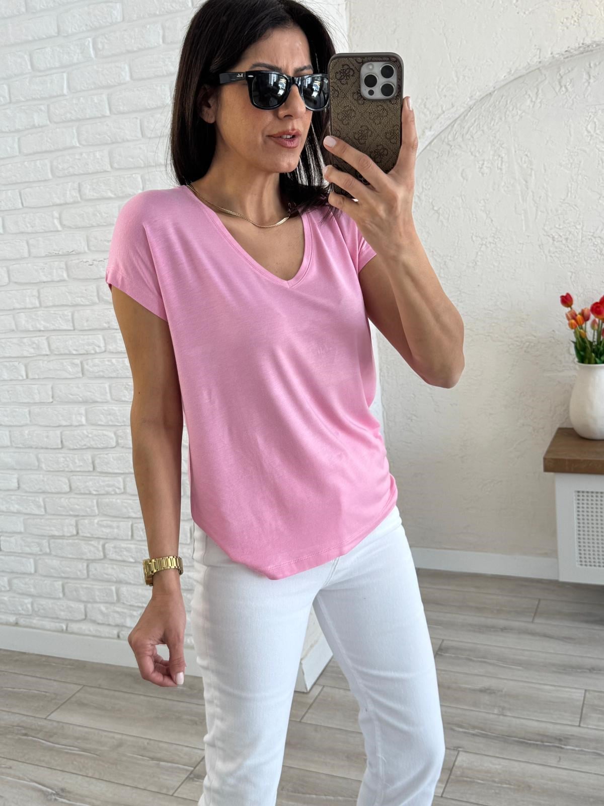  V yaka Yumuşak Doku Dökümlü Tişört Pembe 