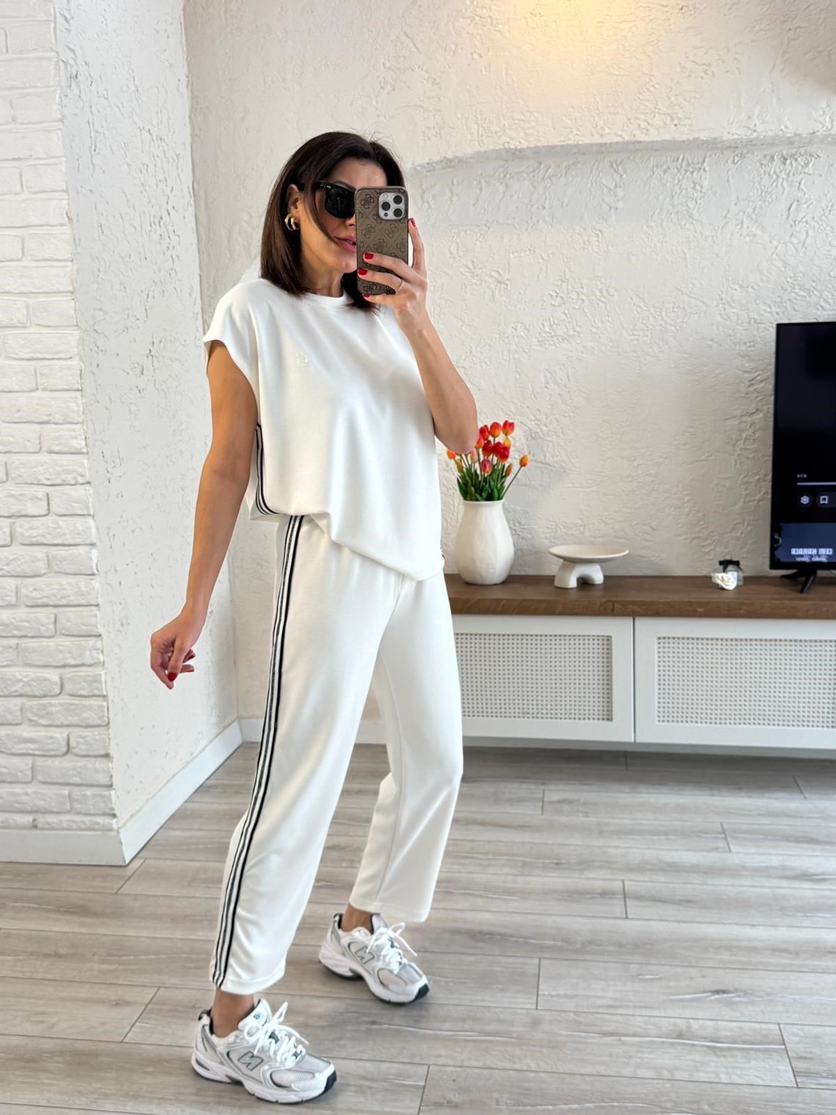 Bisiklet Yaka Kolsuz Yan Şeritli Modal Takım Ekru 