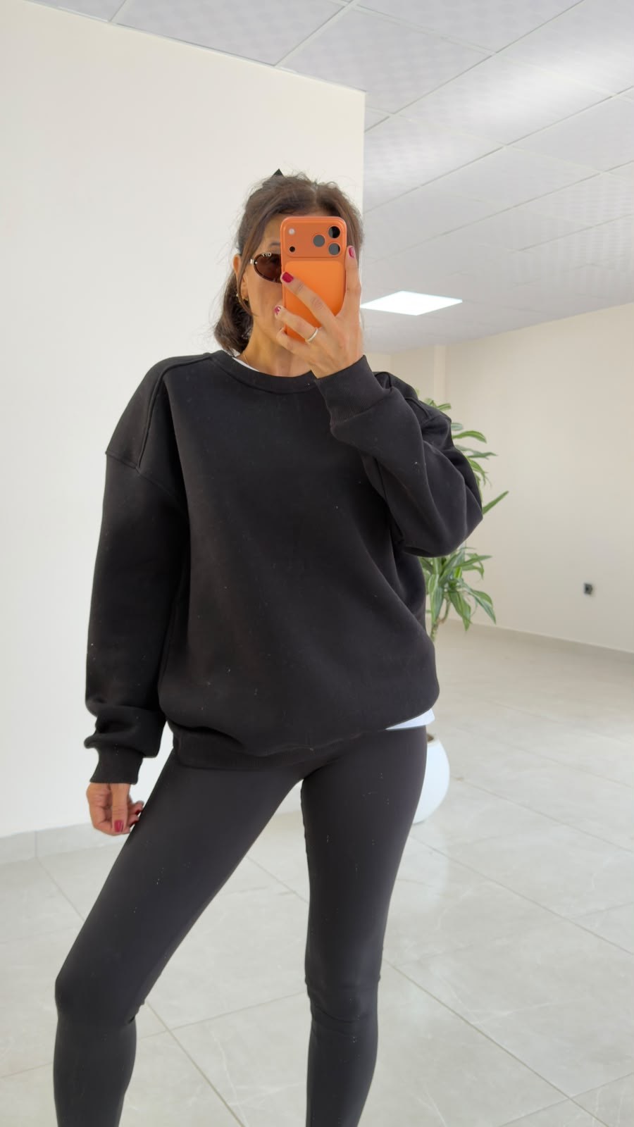 Bisiklet Yaka Üç İplik İç Şardonlu Oversıze Sweat Siyah