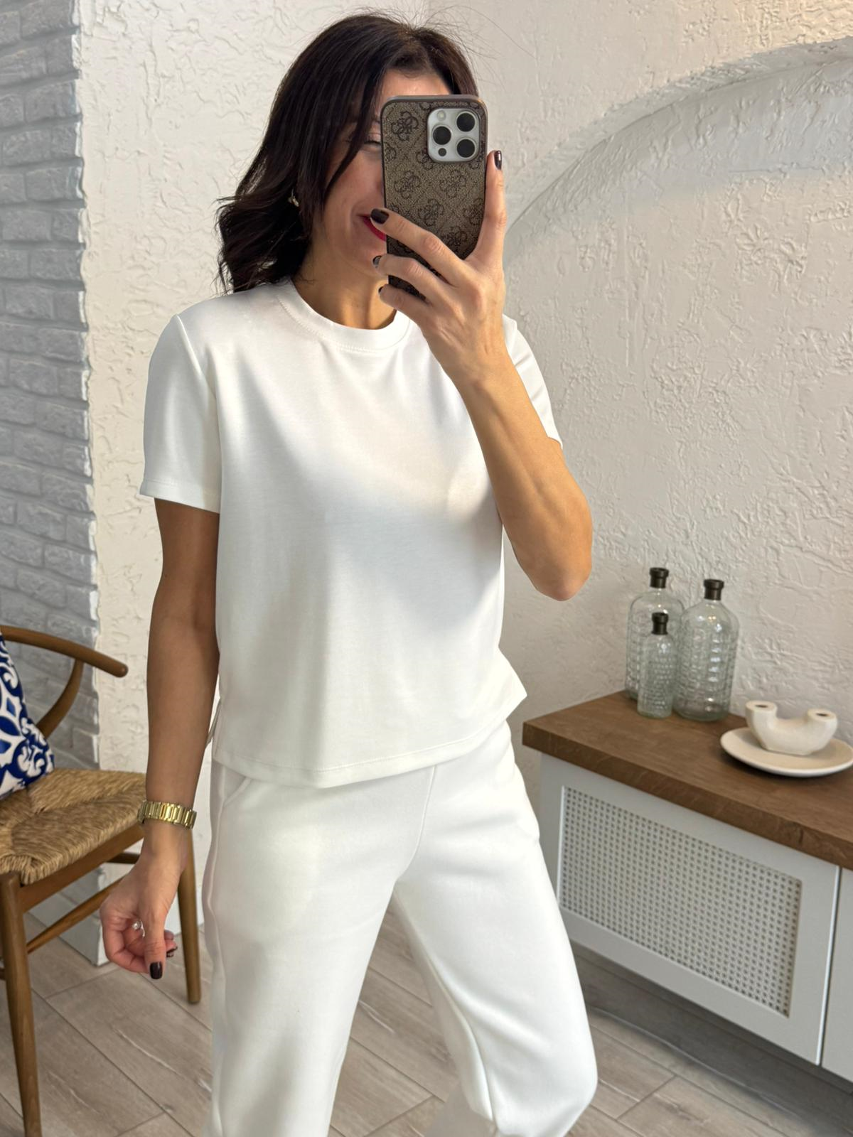 Bisiklet Yaka Yan Yırtmaçlı Crop Tshirt Ekru