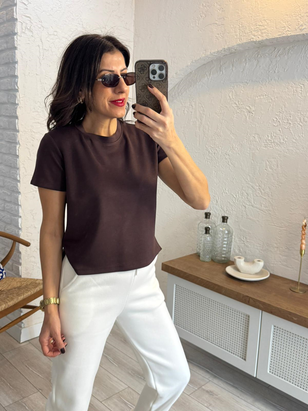Bisiklet Yaka Yan Yırtmaçlı Crop Tshirt Kahve 