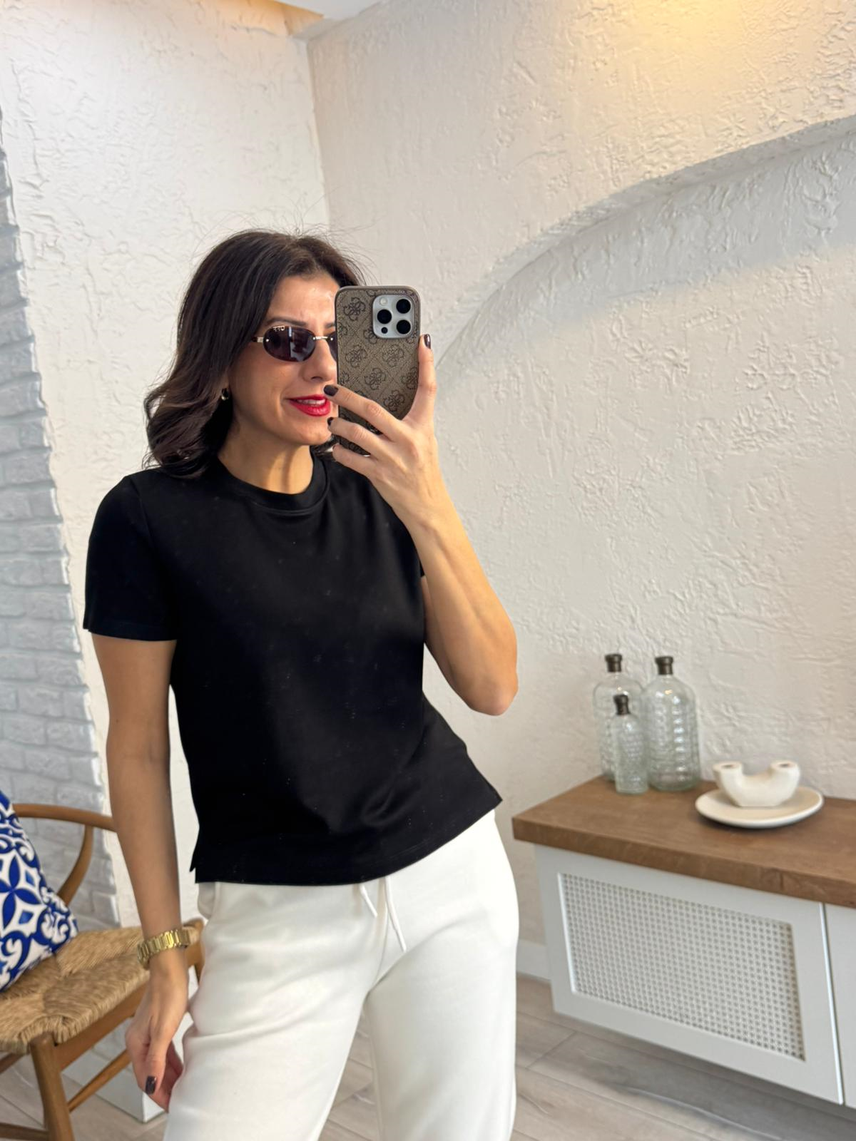 Bisiklet Yaka Yan Yırtmaçlı Crop Tshirt Siyah