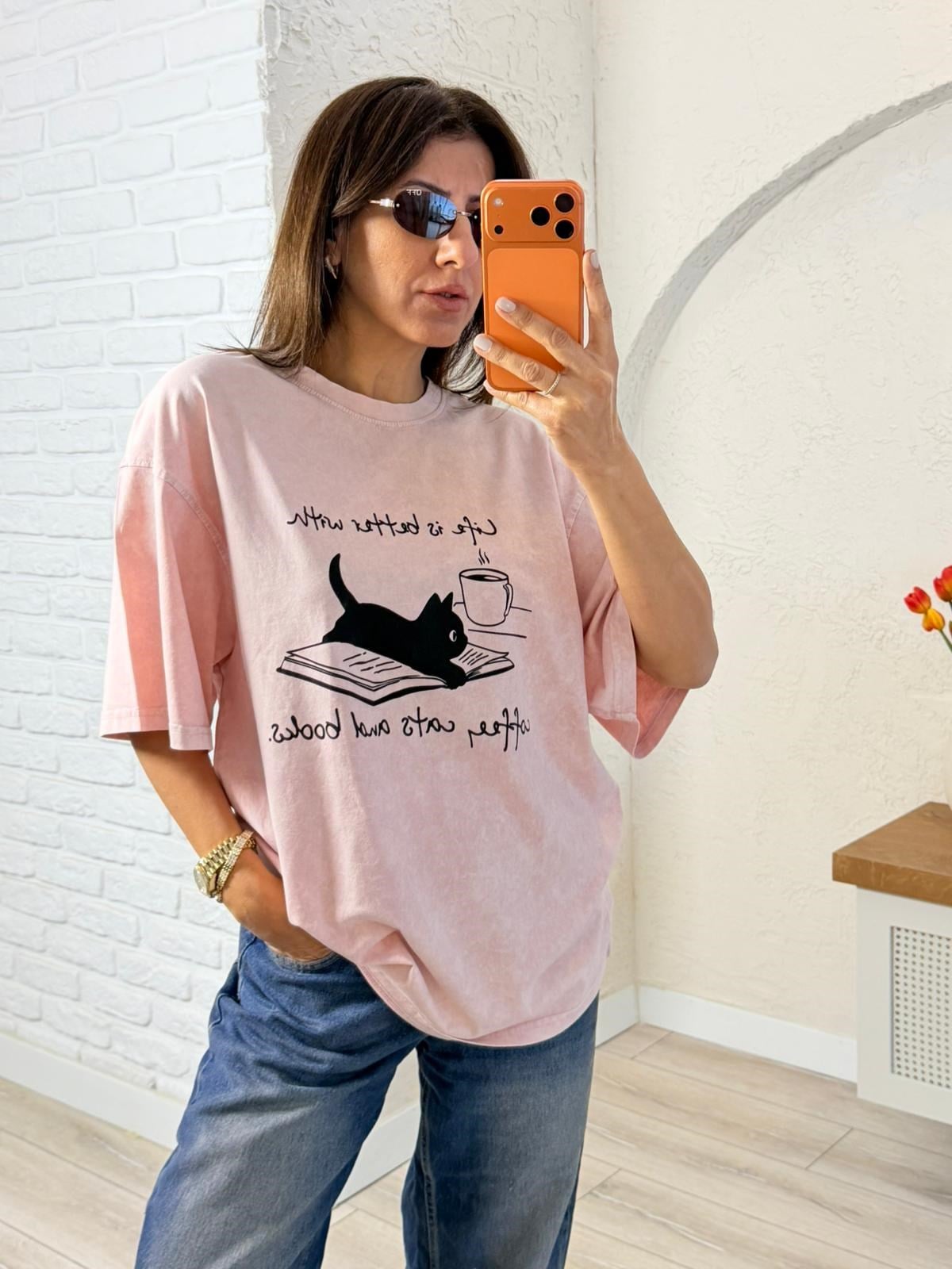 Coffee Cats Baskılı Oversıze Tişört Eskitme Pudra