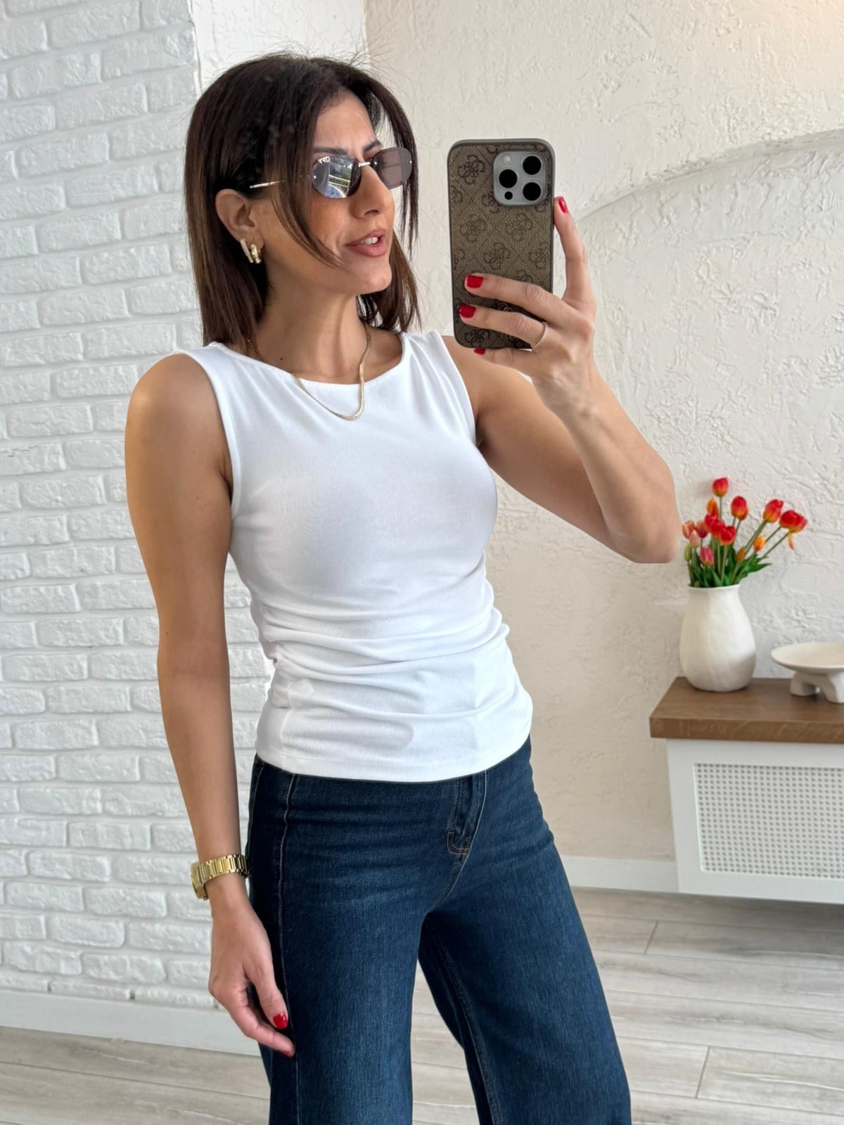 Dilvin Büzgülü Kayık Yaka Crop Top Beyaz 