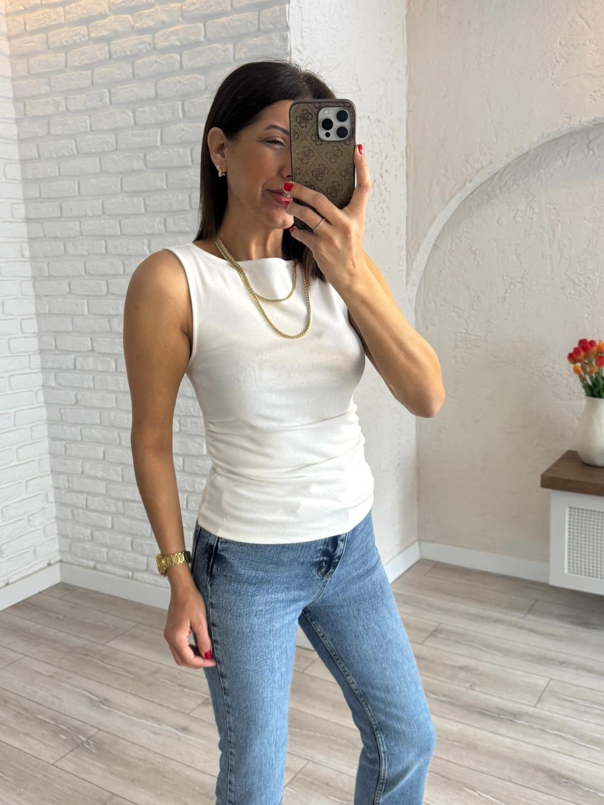 Dilvin Büzgülü Kayık Yaka Crop Top Ekru 