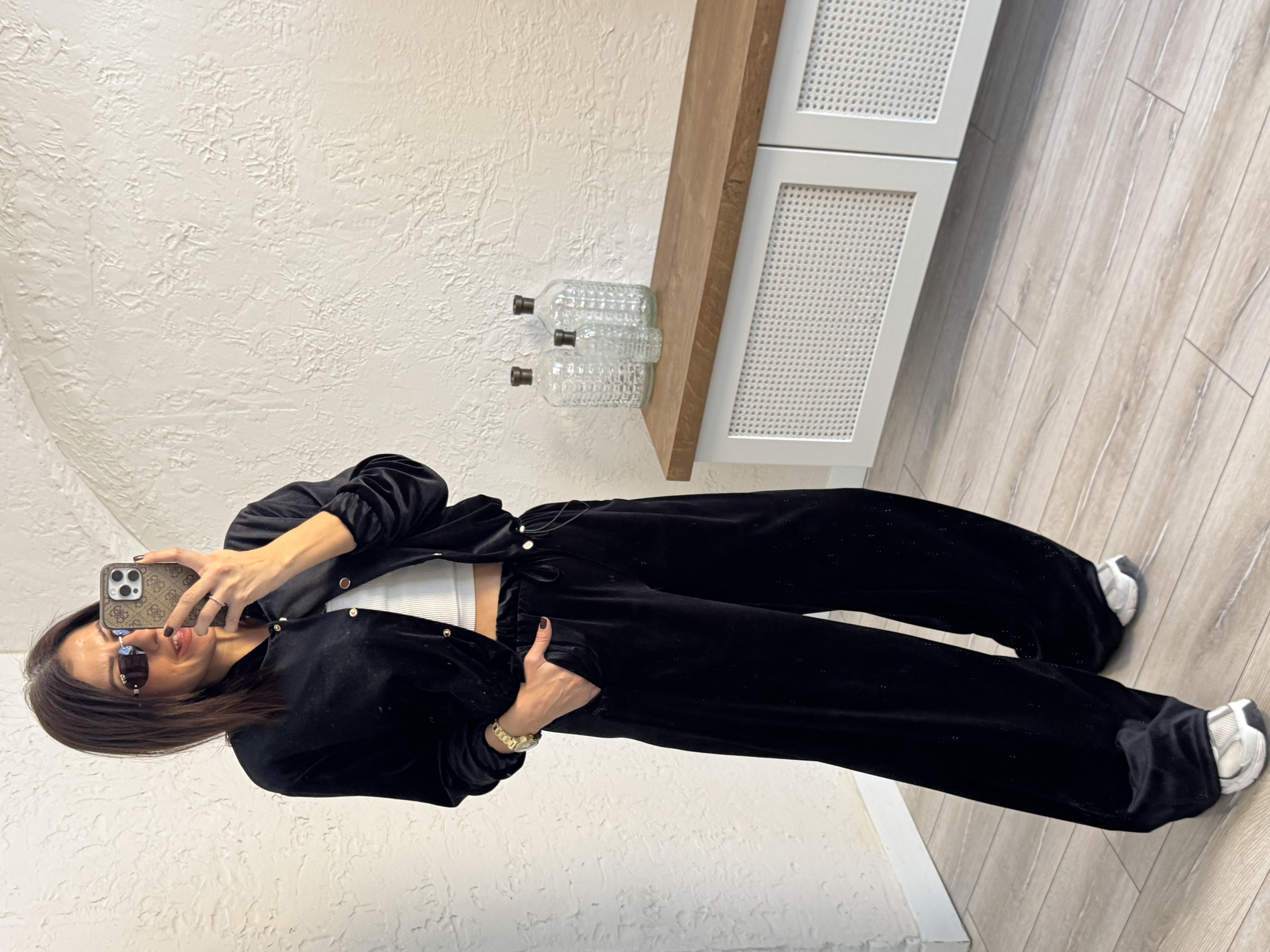 Kadife Çıtçıtlı Takım Siyah