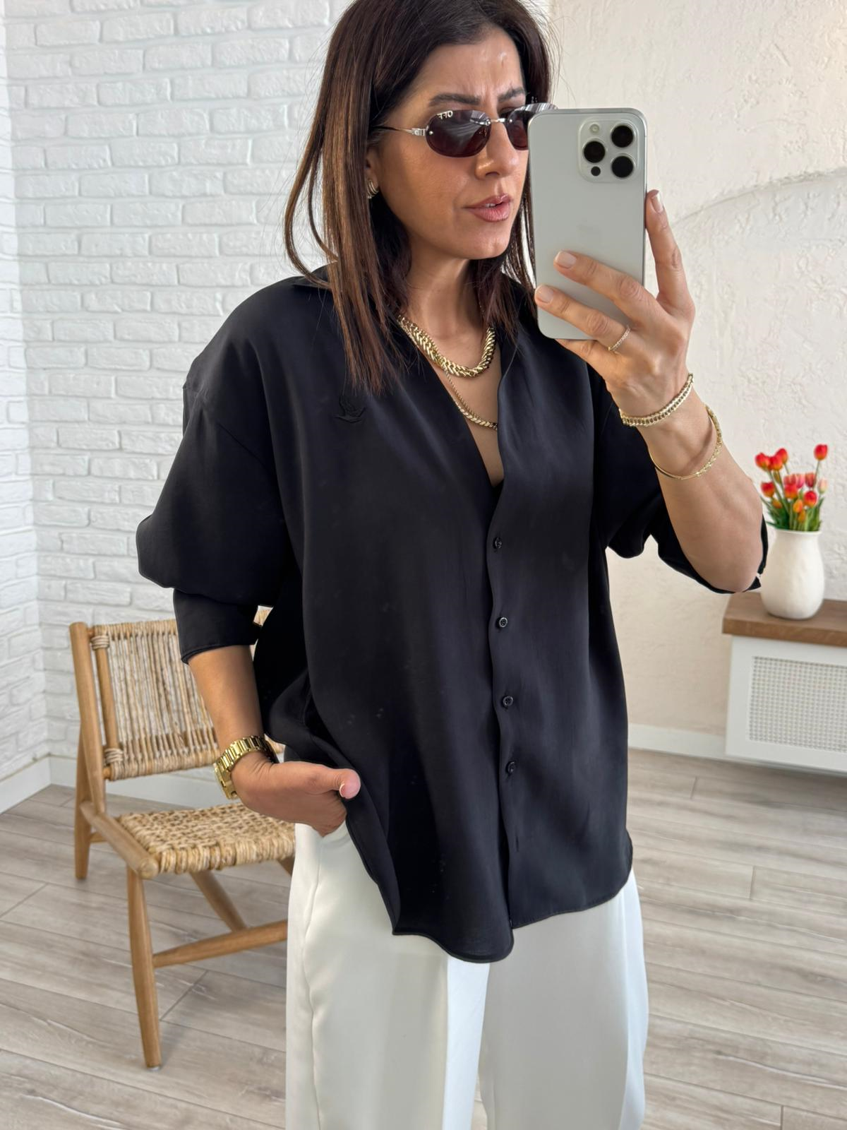 Lüx Kalite Tensel Kumaş Nakışlı V Yaka Gömlek Siyah