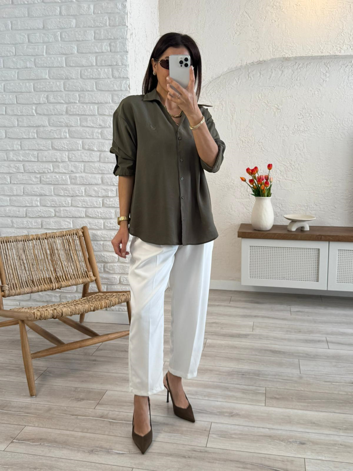 Lüx Kalite Tensel Kumaş Nakışlı V Yaka Gömlek Haki